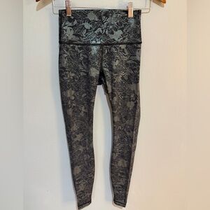 LULULEMON WUNDER UNDER HIGH WAISTED LEGGINGS SZ 4